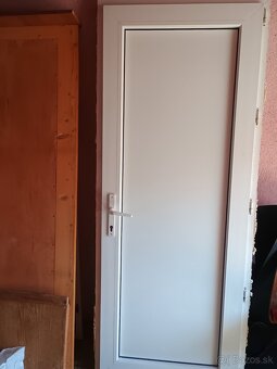 Predám plastové dvere - 2