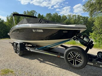 Motorový čln nový Sea Ray 190 SPX - 2