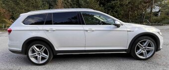 Volkswagen Passat Alltrack 2.0 TDI 140kw 4x4 DSG - 2