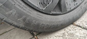 Letné pneu 215 55 r17 continental - 2