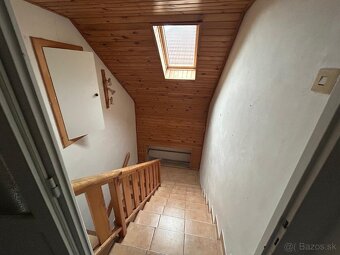 starší rodinný dom na prenájom - 2