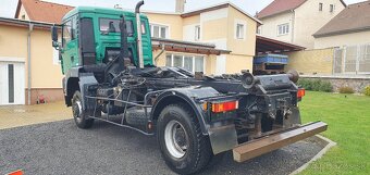 MAN 18.310 4x4 nosič kontejneru - 2