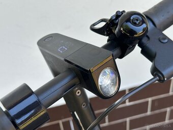 Xiaomi Mi Electric Scooter Pro 2 – výborný stav - 2