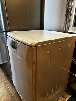 Umývačka riadu Beko DFN 6838 - 2