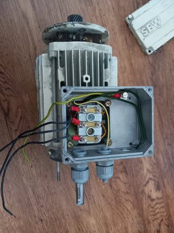 Elektromotor 0.75 kW - 2