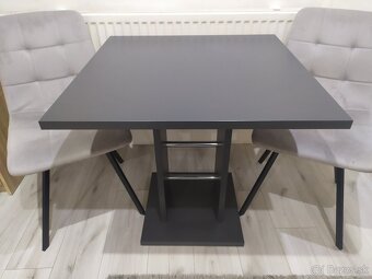 Jedálenský stôl - 2