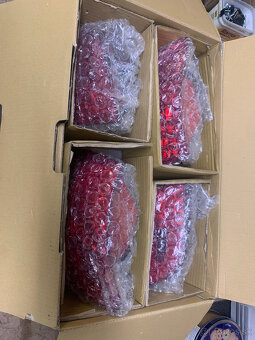 zadné svetlá audi a6 c6 combi - 2