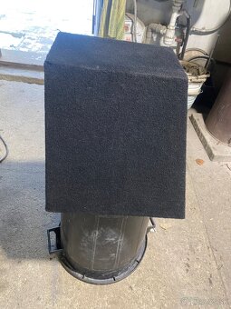 Subwoofer do auta - 2