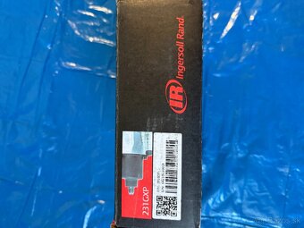 Pneumatický rázový uťahovák IR - 2