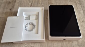 iPad Air 5 (2022) 10.9 - 2