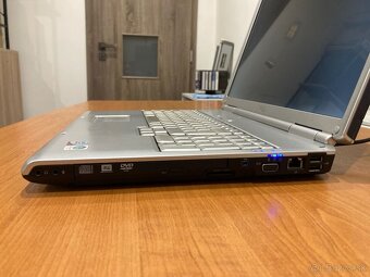 Funkčný 17" DELL, 4 GB RAM, 500 GB HDD, Win 7 - 2