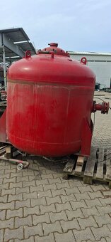 Oceľová tlaková nádoba 3000l - 2