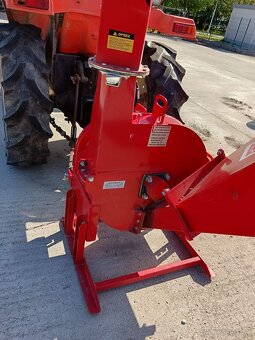 Drvič konárov na traktor - 2