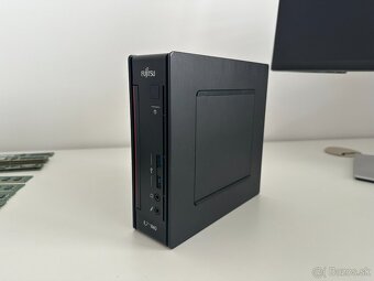 Mini PC Fujitsu Esprimo Q956 / i5 / 8GB DDR4 / 256GB SSD - 2