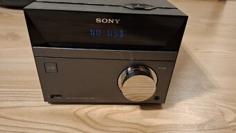 Predám važu Sony HCD-S40D - 2