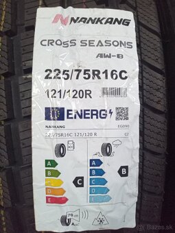 225/75 R16C 121/120 Celoročné - 2