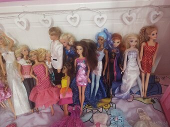 Domček pre Barbie s karavanom a doplnkami - 2
