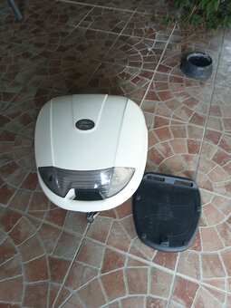 Kufor Kappa K30B. Biely. - 2