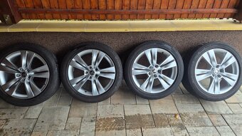 ORIG.SKODA KAROQ R18 215/50/18.SUPERB R18. - 2