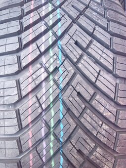 225/50 R17 XL - 2