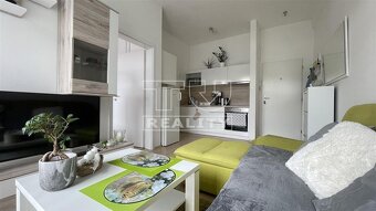 2 izbový byt, 29m2 + vlastne parkovacie miesto, Radvaň -... - 2