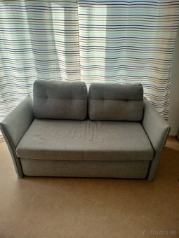 Rozkladacia pohovka s úložným priestorom - 2