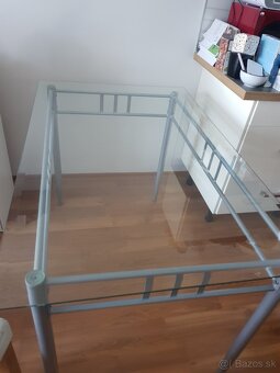 Jedálenský stôl - 2