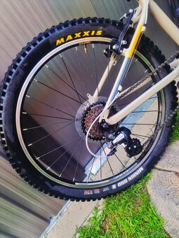 Cube Acid 240 velkosti 24" - 2