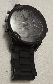 hodinky Diesel Mr. Daddy 2.0 (DZ7396) čierne - 2