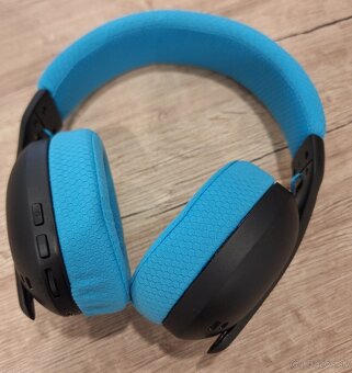 BT herné sluchadlá Yenkee Apex YHP 3300CN - 2