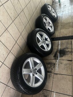 Predám originál Audi elektróny R16 - 2