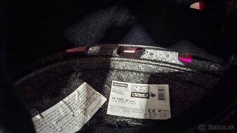 Predam lyziarsku prilbu pre dieta s okuliarmi za 10€ - 2