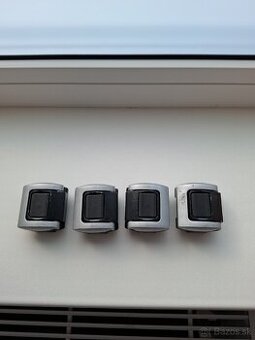 AUDI A6 drziaky do kufra - 2