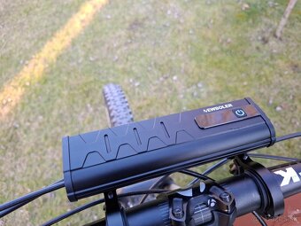 Led svetlo predne na bicykel - 2