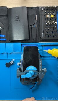 Servis mobilov, notebookov a elektroniky - 2