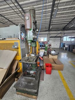 Vŕtačka  stojanová - 2