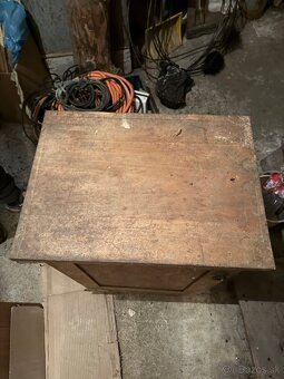 Komoda (skrinka ) - 2