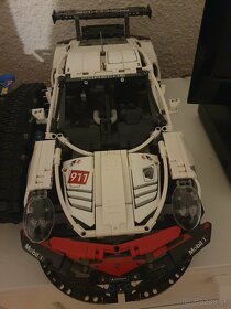 Auto LEGO Technic 42096  Porsche 911 RSR - 2
