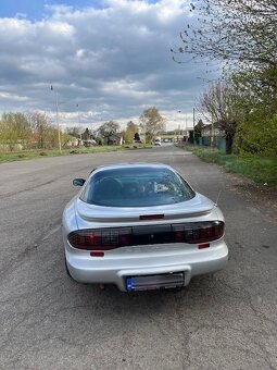 Predám Pontiac Firebird 3,4 V6 benzin, automat, 109 kW - 2