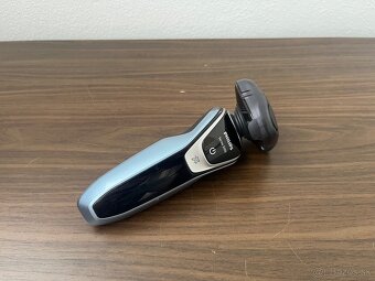 Holiaci strojček Philips Series 5000 - 2