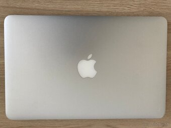 Apple Macbook Air (early 2015) 11" i5 1.6GHz, 4GB RAM, 128G - 2