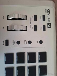 Arturia key 61 mk2 + svetla - 2