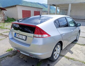 Honda insight - 2