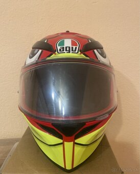 prilba na motorku - 2