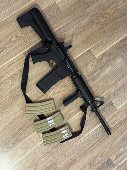 Predám Airsoft Delta Armory AR15 RIS BRAVO Black - 2