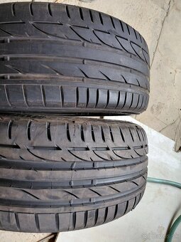 2x letne Bridgestone 225/40R18 - 2