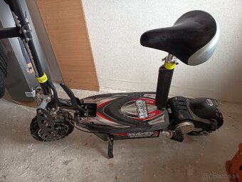 Predám elektrický Nitro scooter zo sedadlom - 2