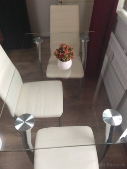 Jedálenský stôl so stolickami 85 eur - 2