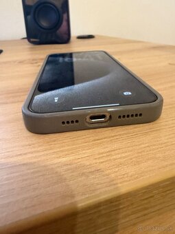 Predám Apple iPhone 15 Pro Max 512 GB prírodný titán - 2