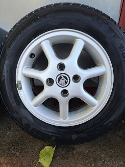 Alu kola 51/2Jx13H2+zimní pneu 165/70 R13 Felicia - 2